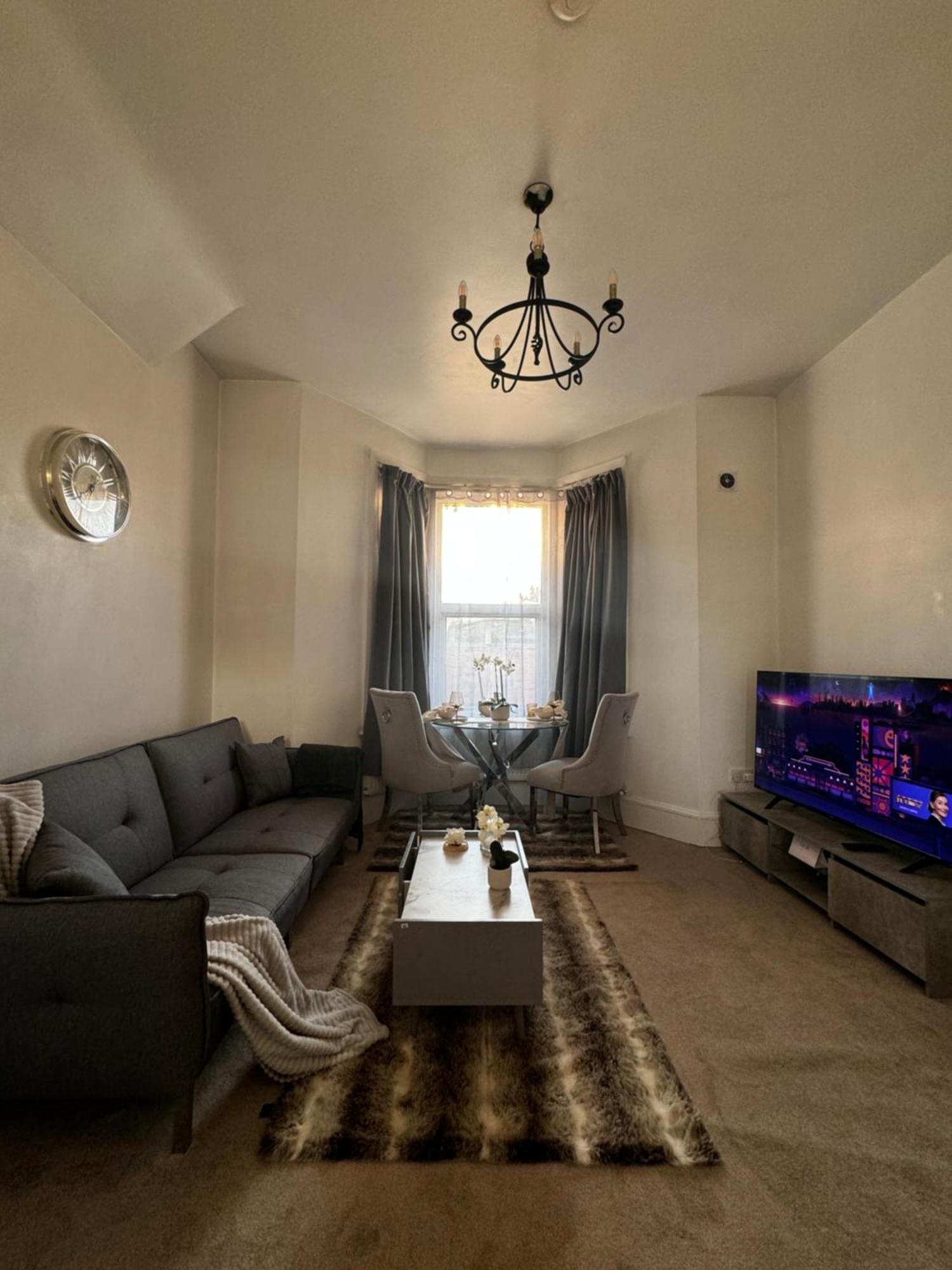 Entire 1Bed Stratford Westfield Daire Londra Dış mekan fotoğraf